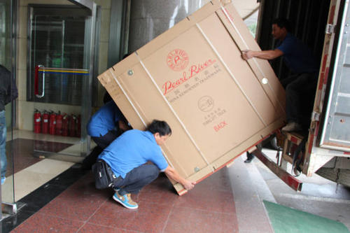 凤阳钢琴贵重工艺品无忧运